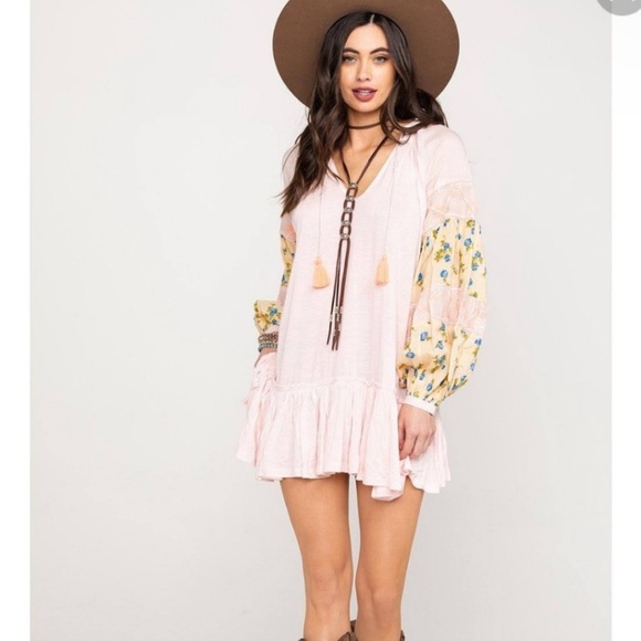 Free People Dresses & Skirts - NWOT $128✨Free People✨ Pink Mix It Up Tunic